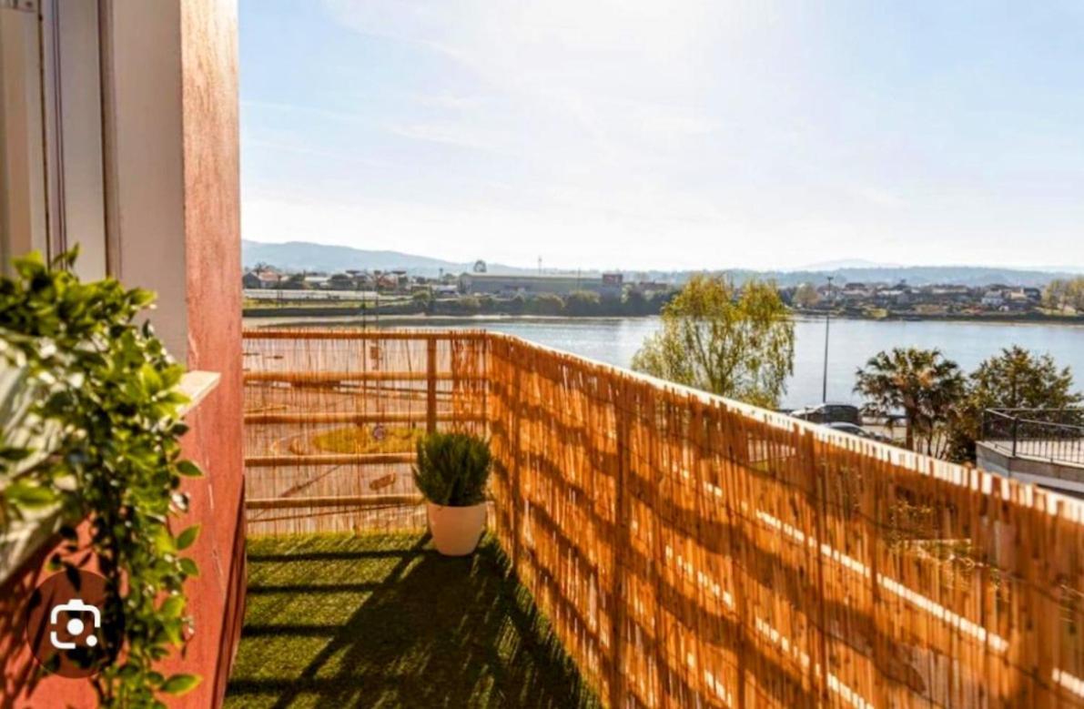 Apartamento El Rincon De Elia, Haz Realidad Tu Sueno De Vivir Con Vistas Al Mar Villanueva De Arosa Kültér fotó
